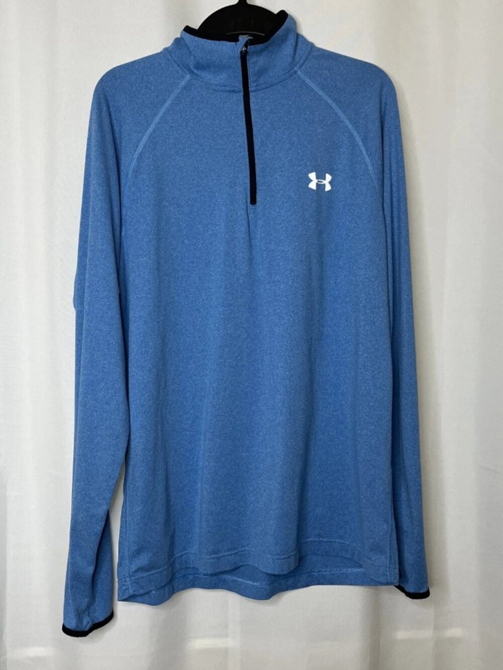 Under Armor Fitted 1/4 Zip Men's Pullover All Season Gear size M - Blue